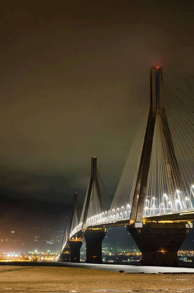 Όταν η γέφυρα Ρίου-Αντιρρίου χάνεται μέσα στην ομίχλη το θέαμα είναι μαγευτικό - Εικόνα 10
