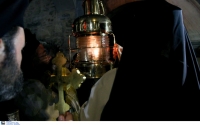 Άγιο Φως: «Φρένο» Χαρδαλιά στην κατ’ οίκον παράδοσή του