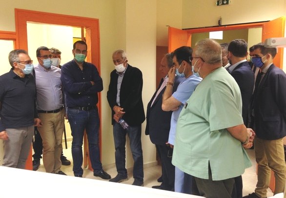 Επίσκεψη του Περιφερειάρχη Νεκτάριου Φαρμάκη στο Νοσοκομείο Αμαλιάδας (φωτο)